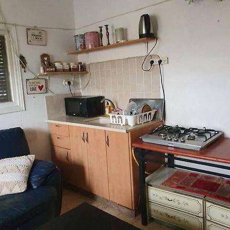 2 Bedroom Apartment In Batiya Makov Shared Rooms Rehovot ภายนอก รูปภาพ